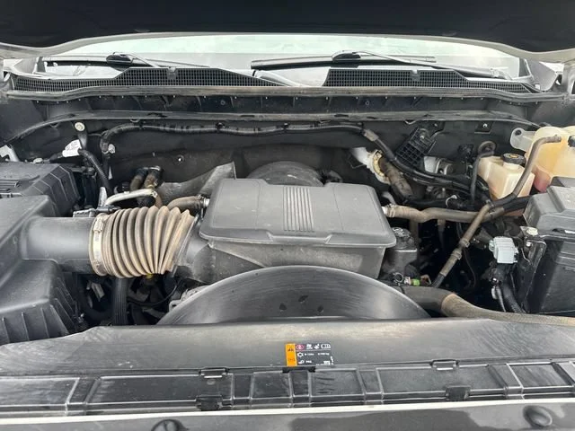 Used 2024 Summit White Chevrolet Custom image 26
