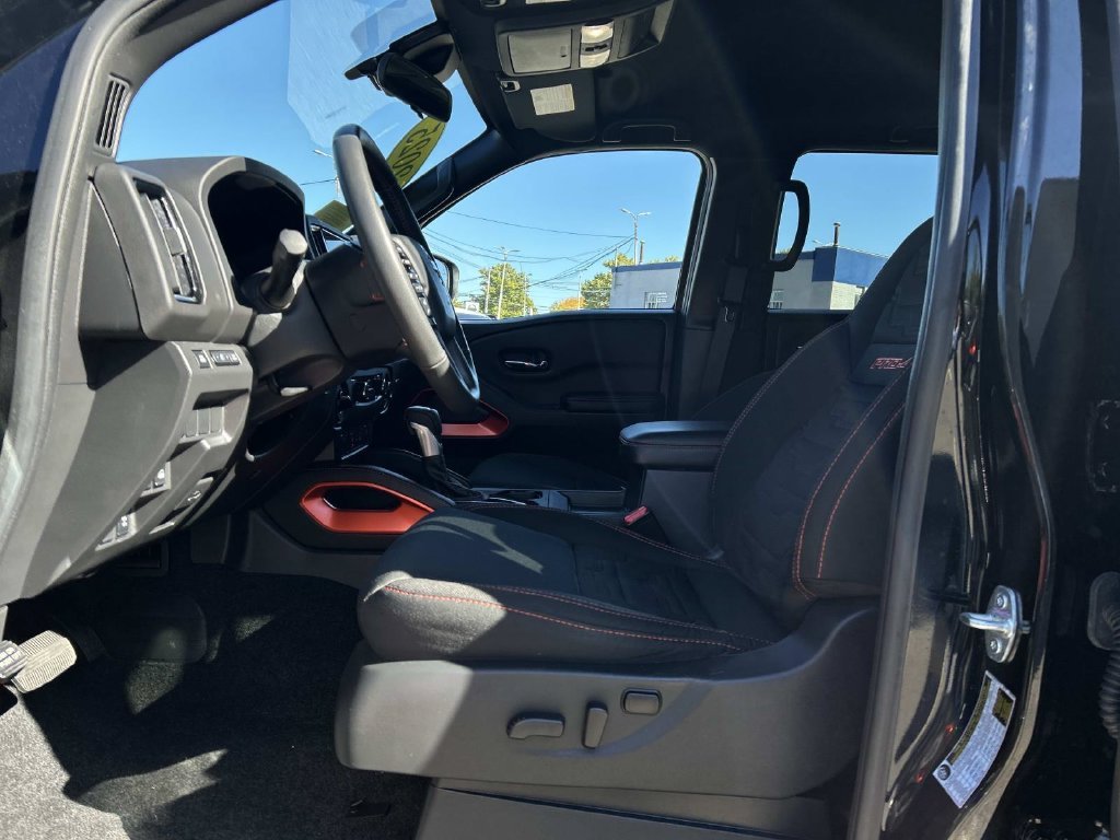 Used 2025 Black Nissan PRO-4X image 13