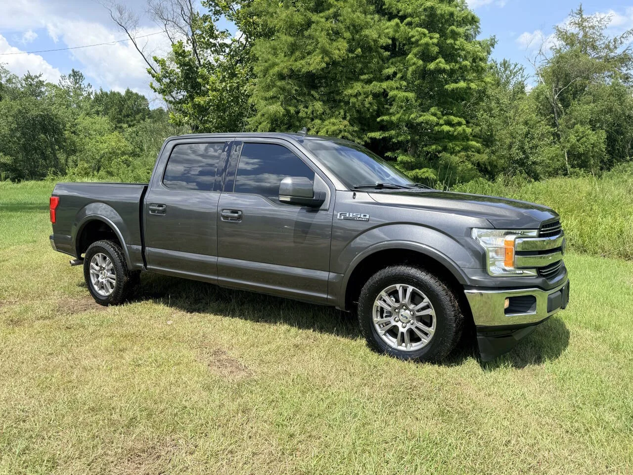 Used 2020 Gray Ford Lariat 4x2 4dr SuperCrew 5.5 ft. SB image 7