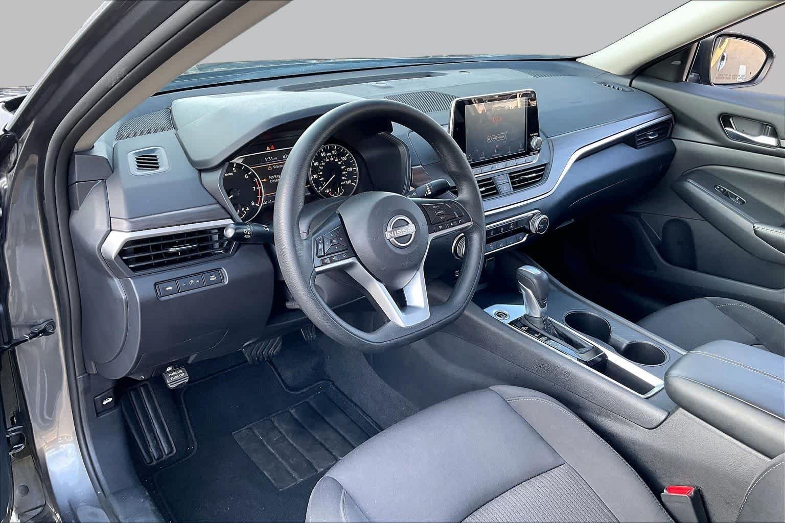 Used 2025 Gun Metallic Nissan SV image 14