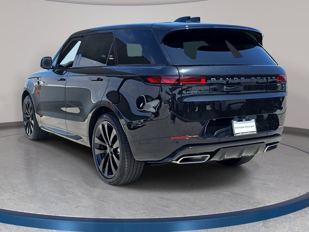New 2026 Santorini Black LAND ROVER Dynamic SE image 7