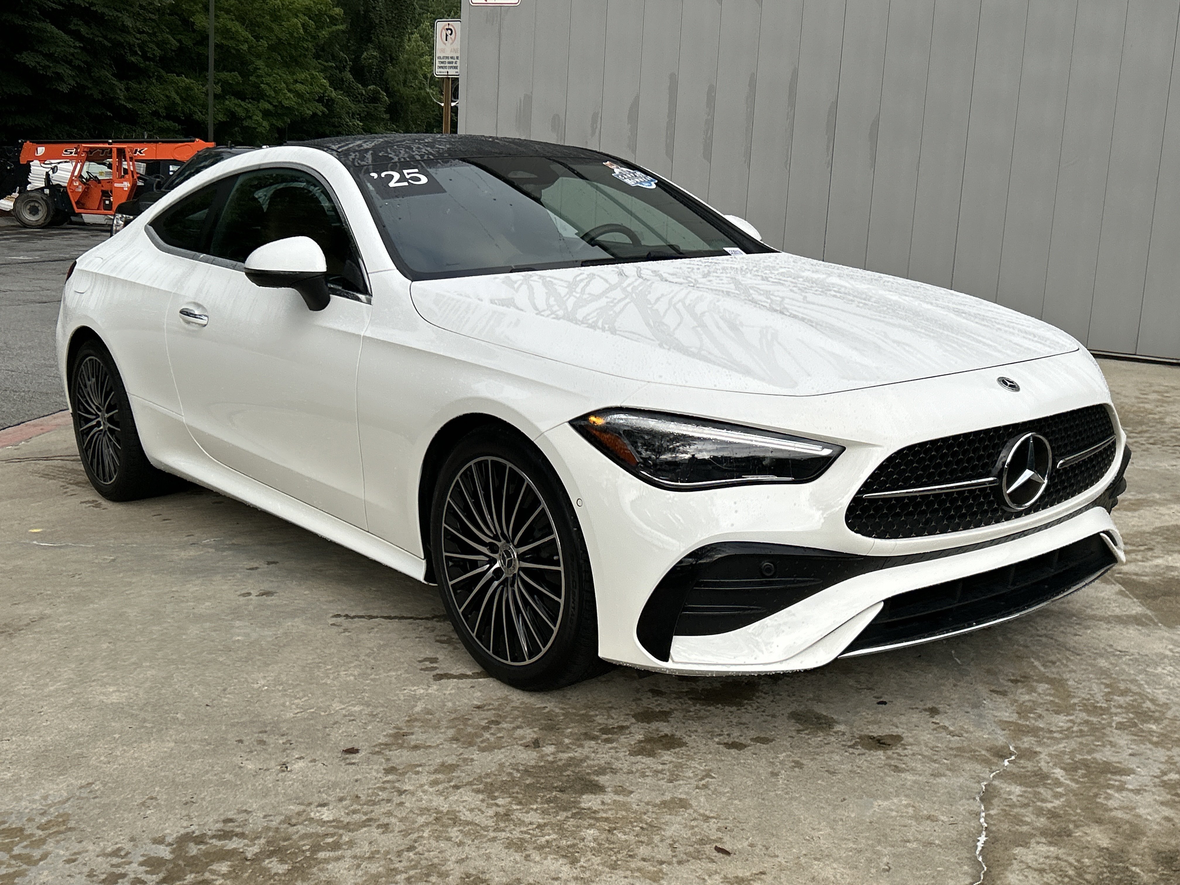 Certified Used 2025 Polar White Mercedes-Benz CLE 300 4MATIC® Coupe image 4