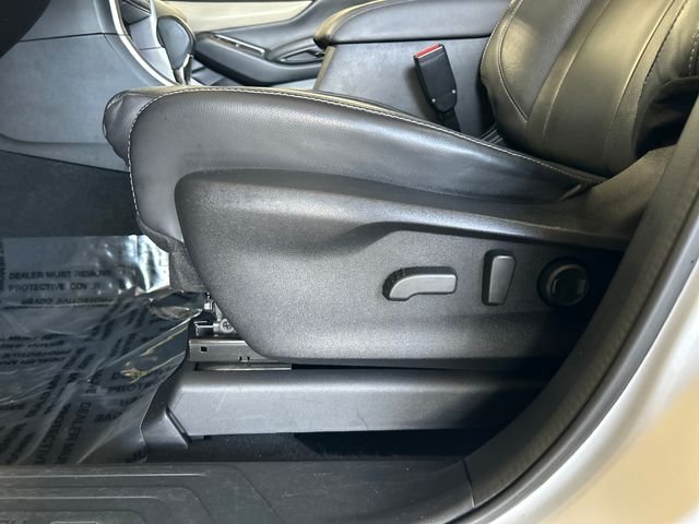 Used 2020 White Subaru Limited image 11