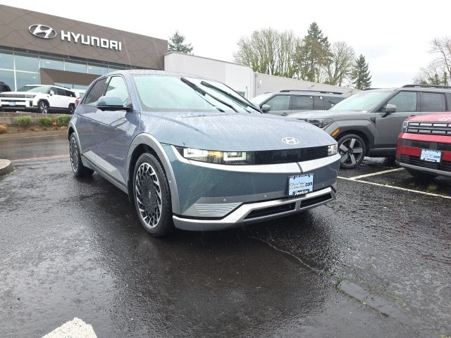Certified 2023 Hyundai IONIQ 5 Limited with VIN KM8KRDAF6PU228012 for sale in Gladstone, OR