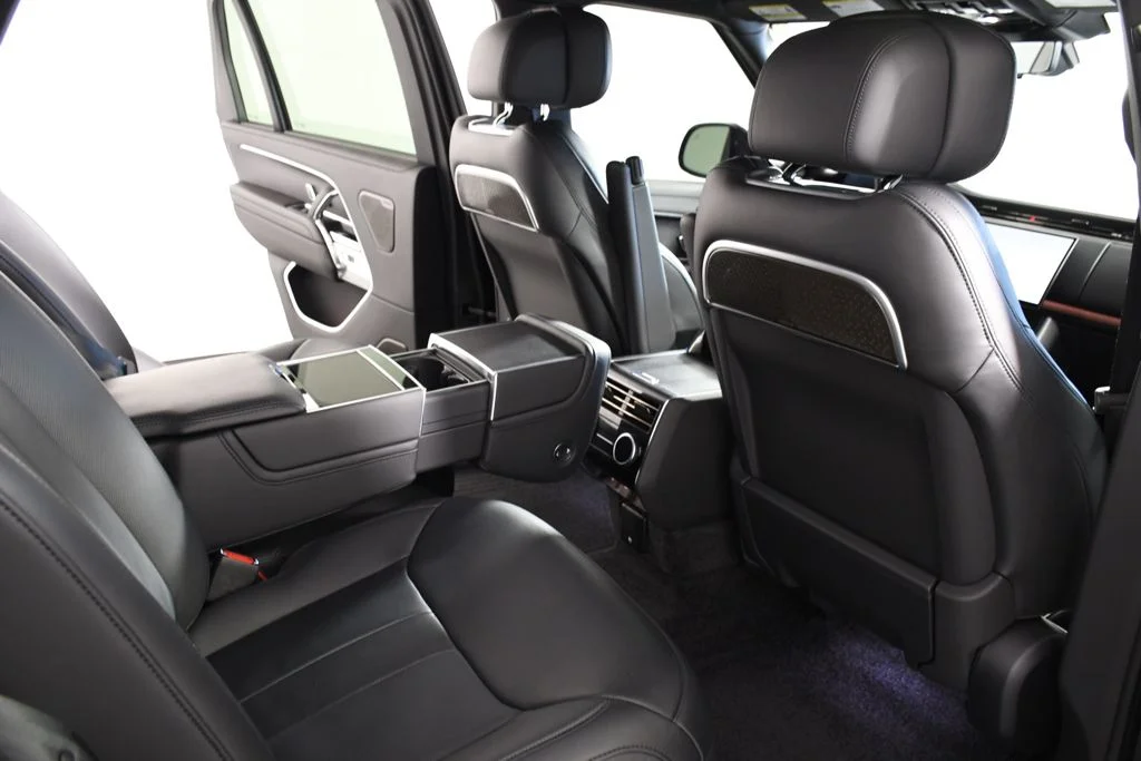 Used 2025 Santorini Black Metallic Land Rover Autobiography image 21