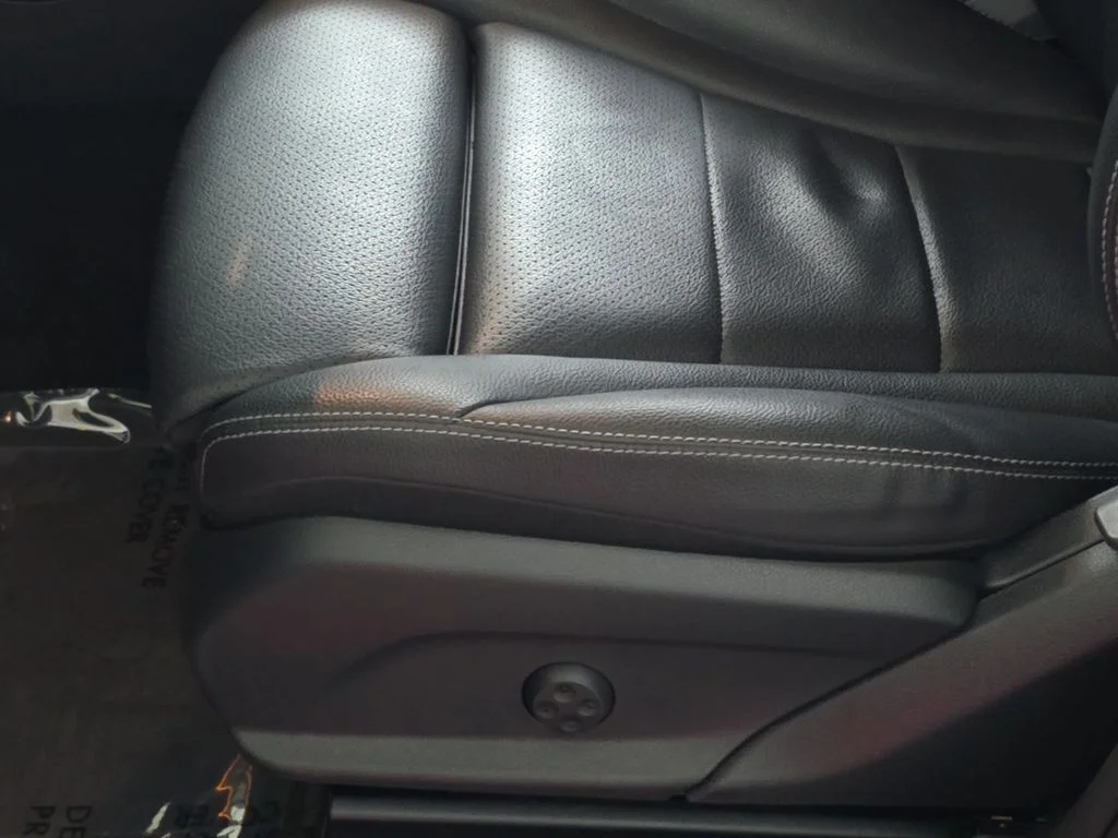 Used 2019 Black Mercedes-Benz GLC 300 image 30