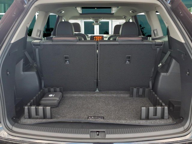 New 2026 Deep Black Pearl Volkswagen Peak Edition 4Moti image 10