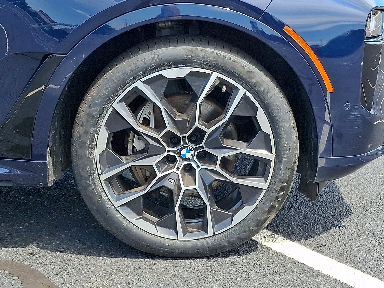 Used 2024 Tanzanite Blue II Metallic - C3Z BMW xDrive40i image 8
