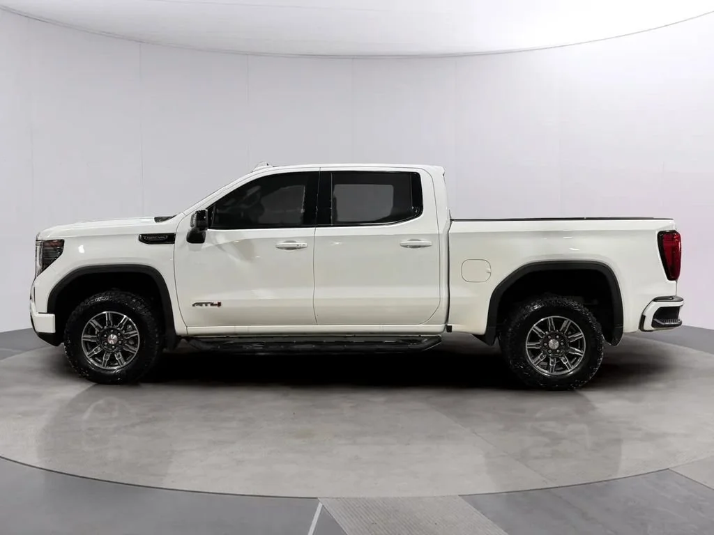 Used 2024 Summit White GMC AT4 image 6