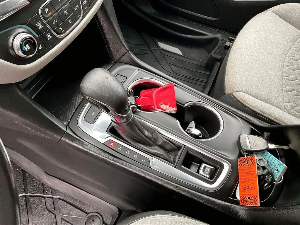 Used 2022 Gray Chevrolet LT image 16