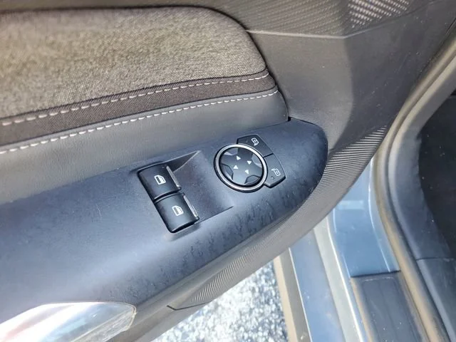 Used 2024 Vapor Blue Metallic Ford GT image 9
