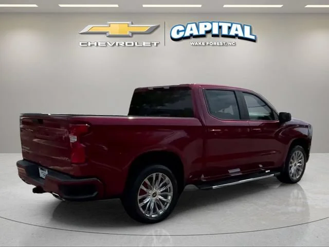 Used 2022 Cherry Red Tintcoat Chevrolet RST image 5