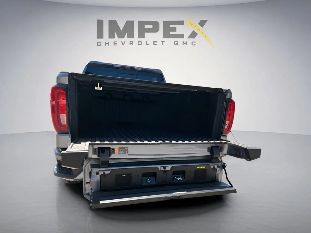 Used 2021 SATIN STEEL METALLIC GMC Denali image 5