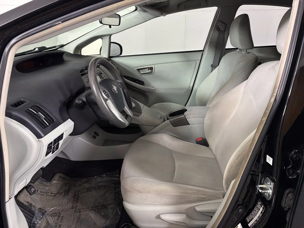 Used 2014 Black Toyota Two image 14