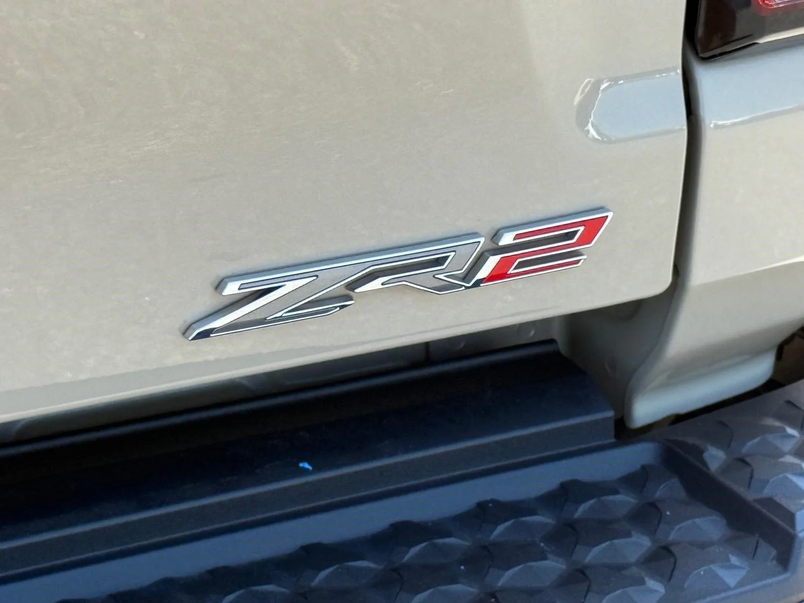 Used 2023 Sand Dune Metallic Chevrolet 4WD ZR2 image 14