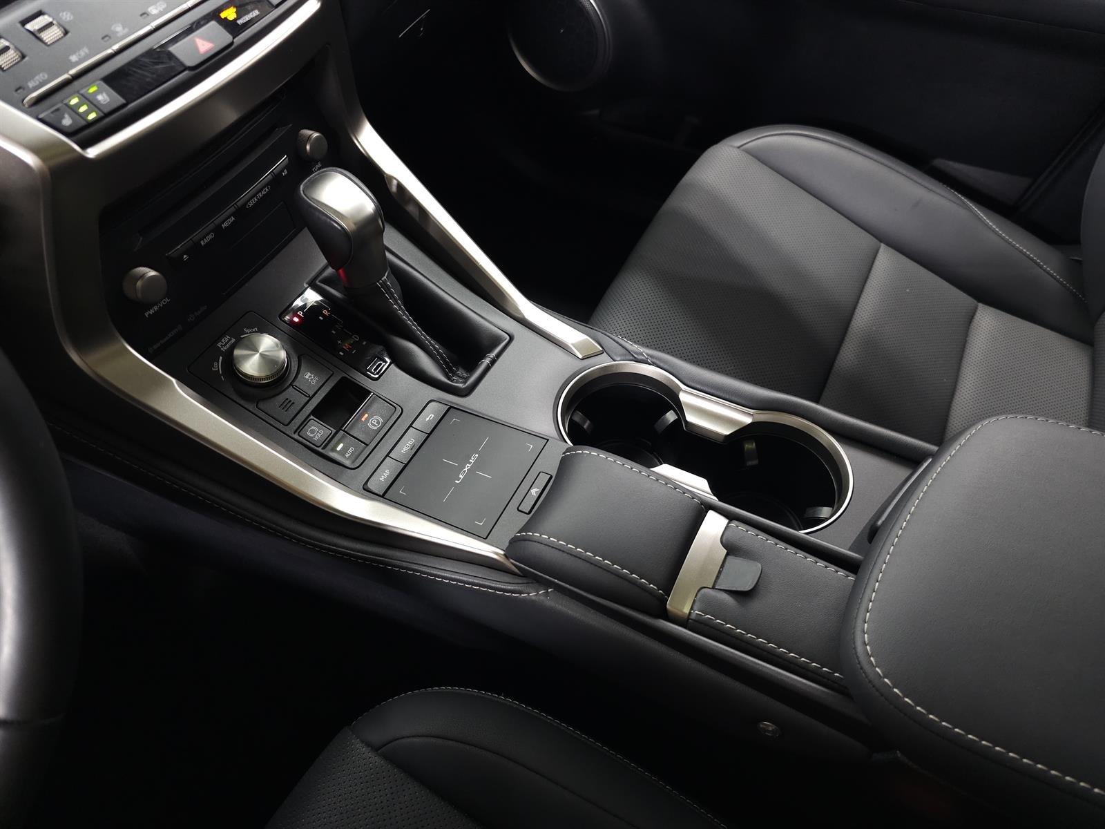Certified Used 2020 Silver Lexus  image 32