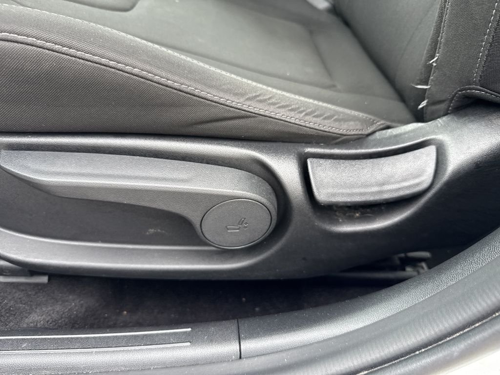 2022 Hyundai Elantra Blue - Photo 12