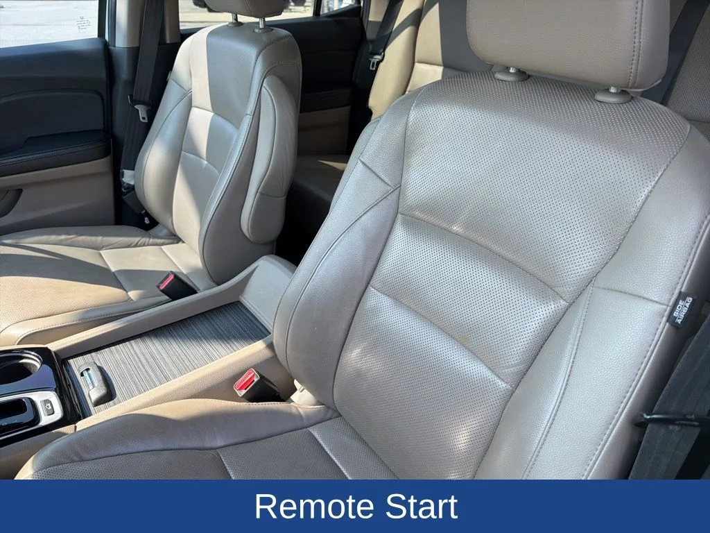 Certified Used 2019 White Diamond Pearl Honda RTL-E image 11