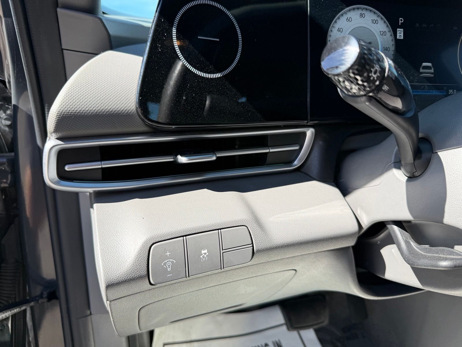 Used 2024 Gray Hyundai SEL image 13