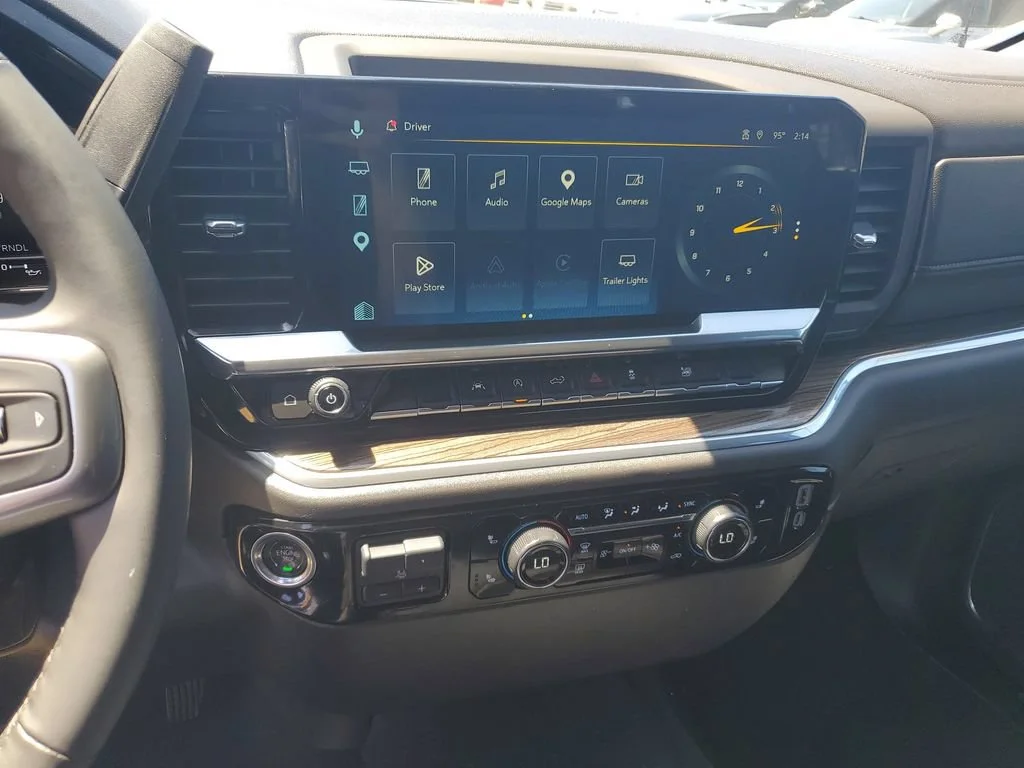 Used 2025 Sterling Gray Metallic Chevrolet LT image 24