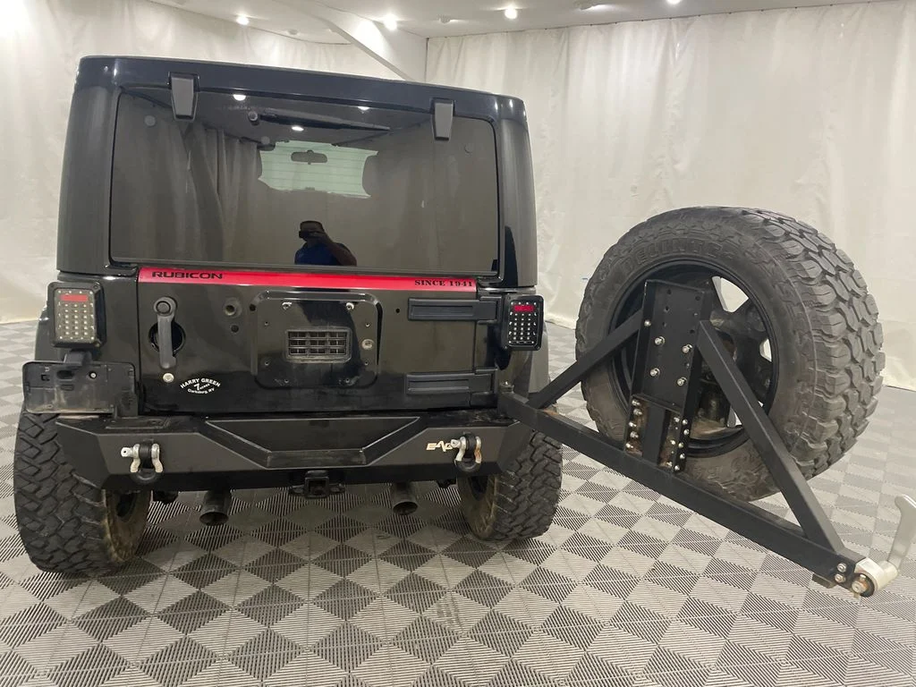 Used 2012  Jeep Rubicon image 7