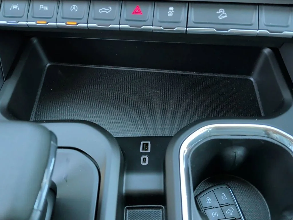 New 2026 Sterling Metallic GMC Denali image 31