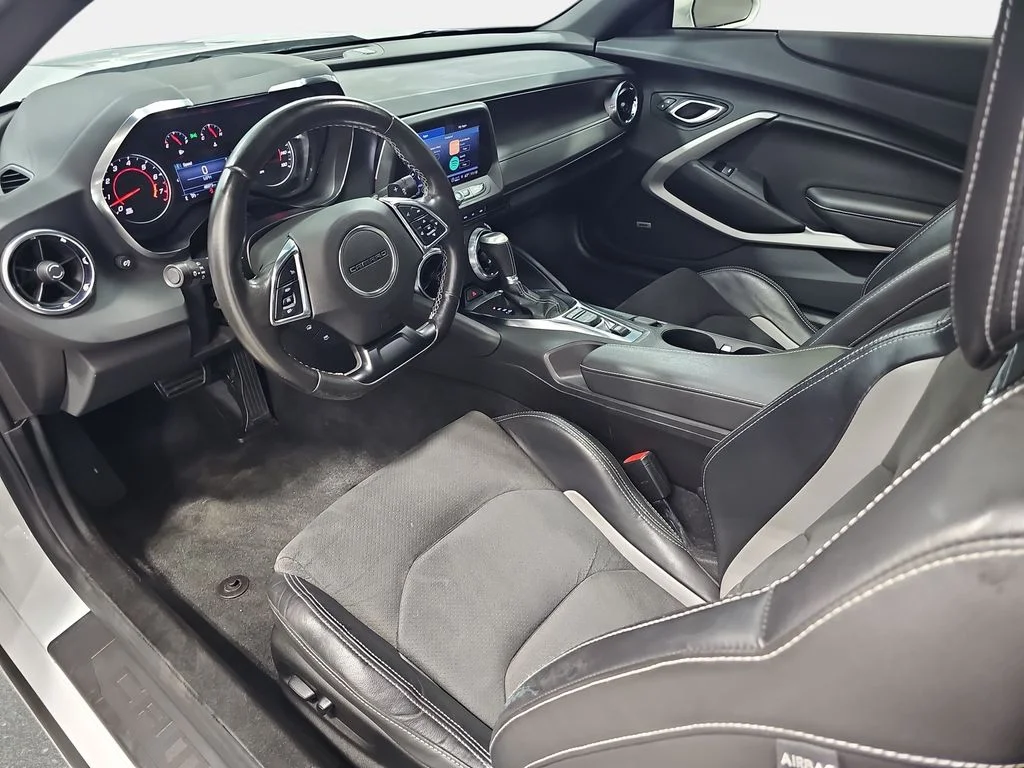 Used 2023 White Chevrolet LT1 image 18