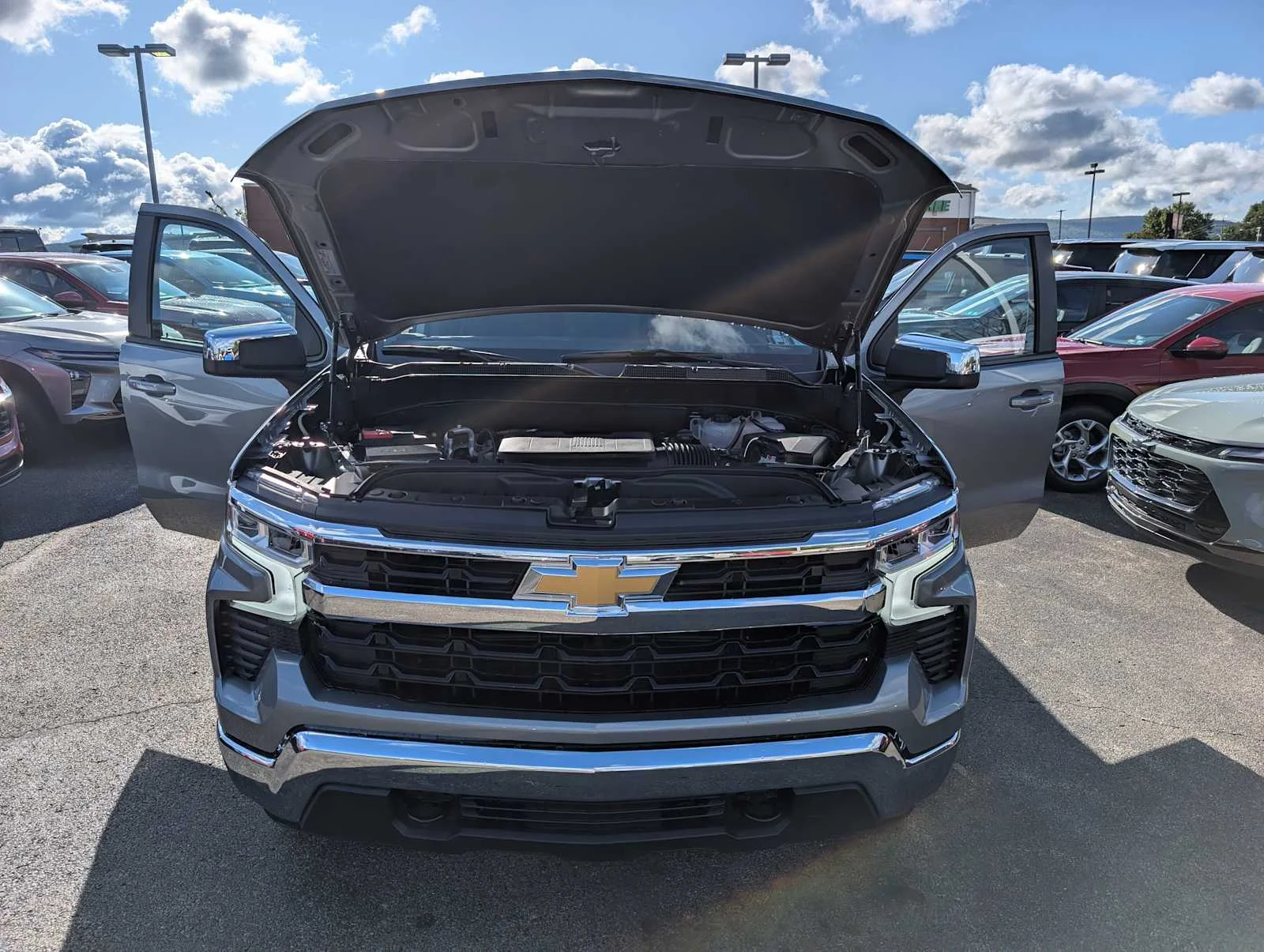 2026 Chevrolet Silverado 1500 LT - Photo 10
