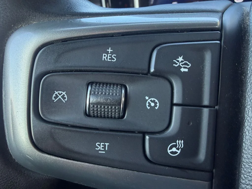 Used 2025 Sterling Gray Metallic Chevrolet LT DRW image 24