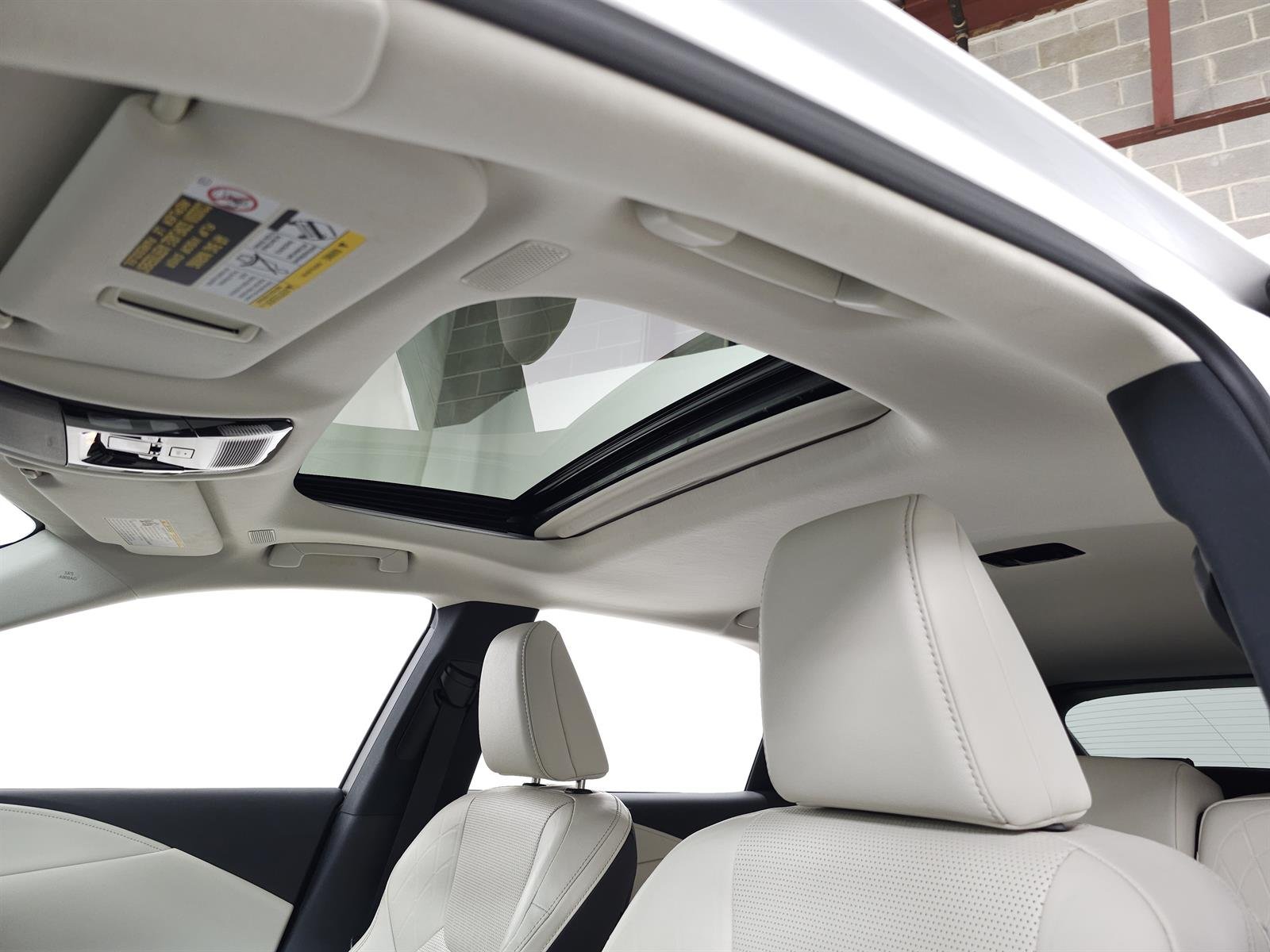 Certified Used 2024 White Lexus PREMIUM PLUS image 19