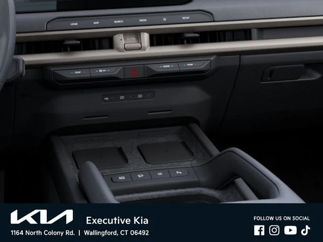 New 2027 White Kia S image 23