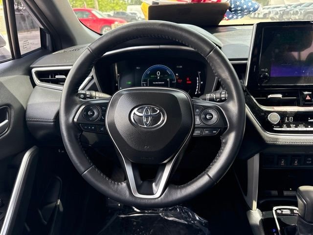 Used 2024  Toyota Hybrid XSE image 17