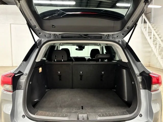 Used 2025 Gray Chevrolet LT image 23