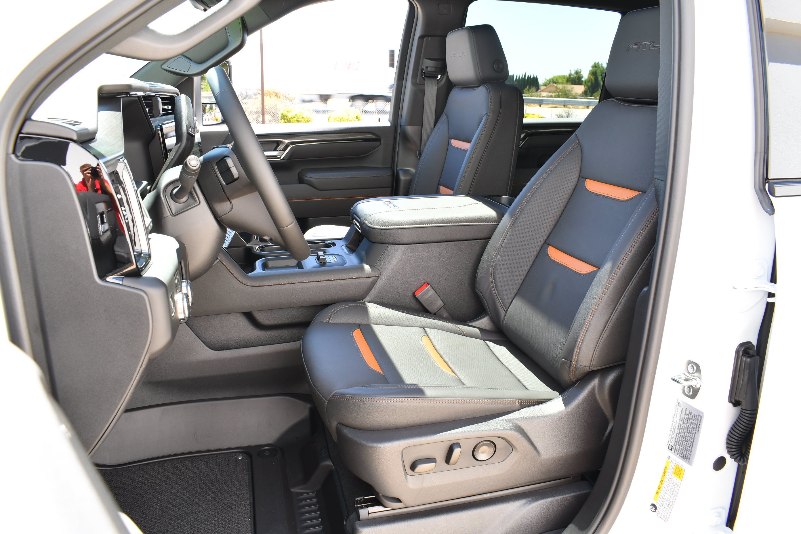 2026 GMC Sierra 2500HD AT4 - Photo 28