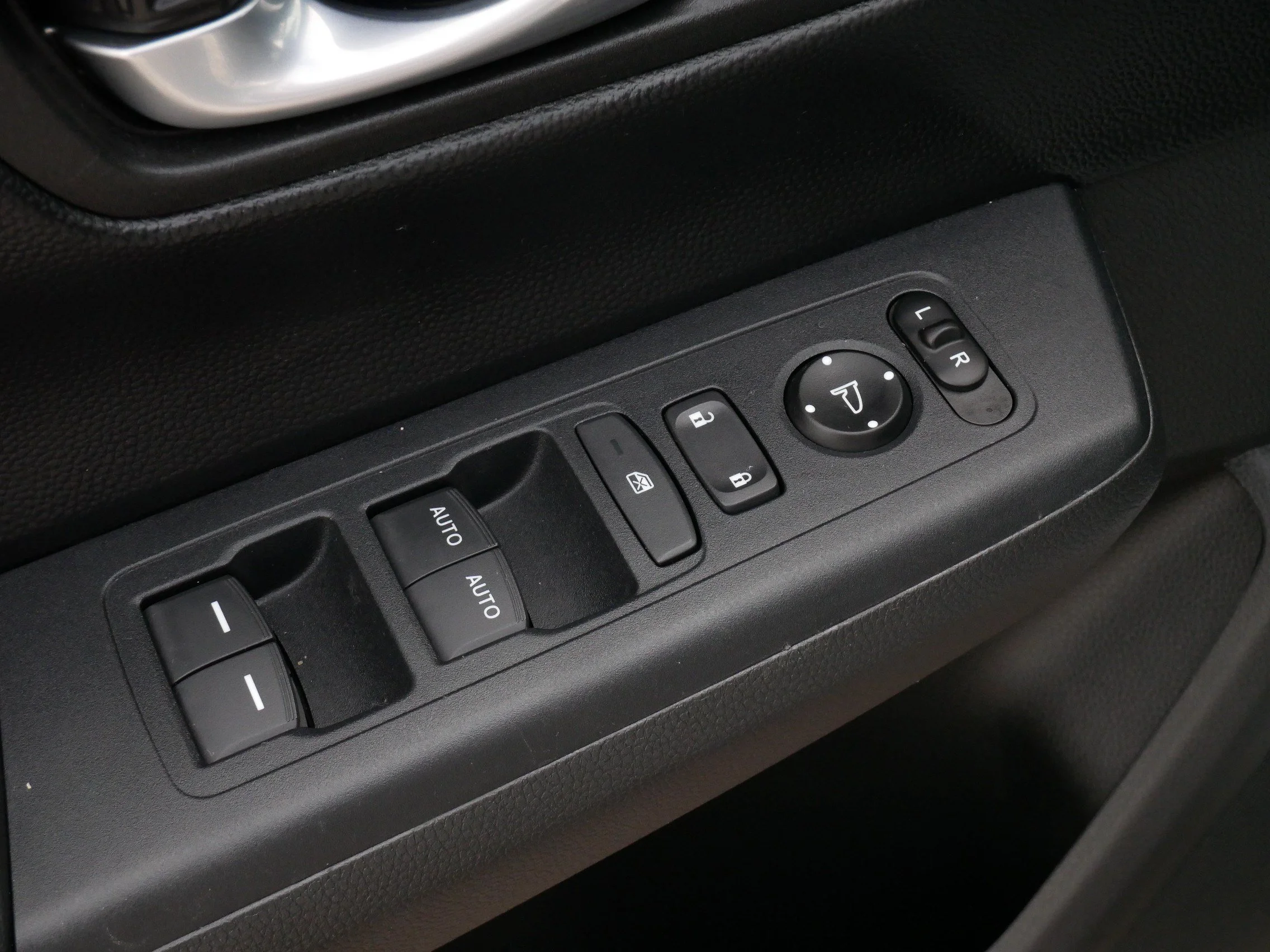 2024 Honda CR-V Sport - Photo 19
