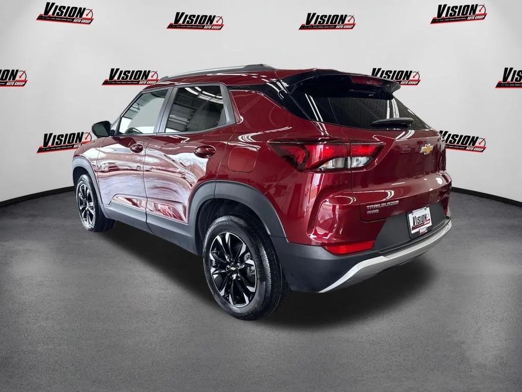 Used 2023 Red Chevrolet LT image 7