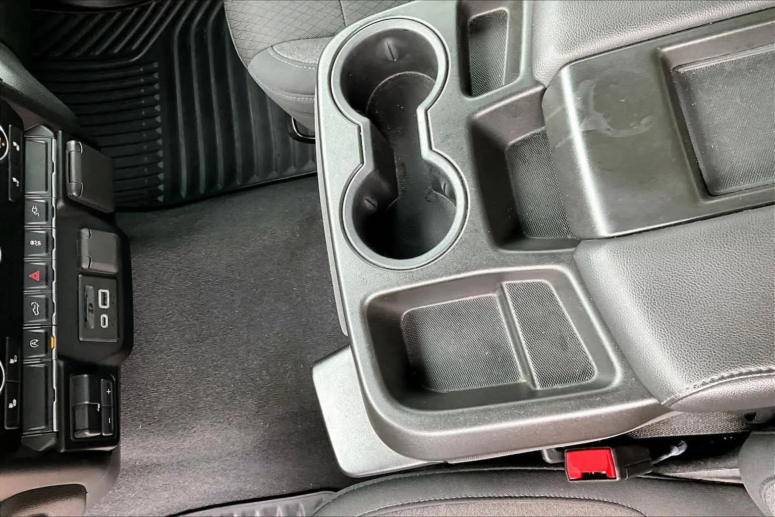 Used 2020 Silver Ice Metallic Chevrolet LT image 15
