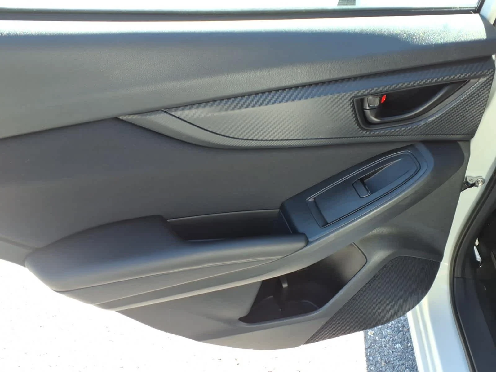 Used 2019 Crystal White Pearl Subaru  image 11