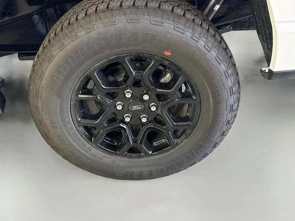 New 2026 Oxford White Ford XLT image 31