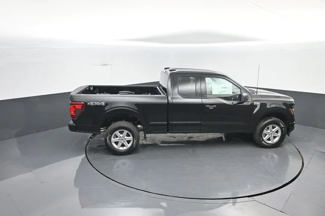 New 2026 Agate Black Metallic Ford XLT image 22