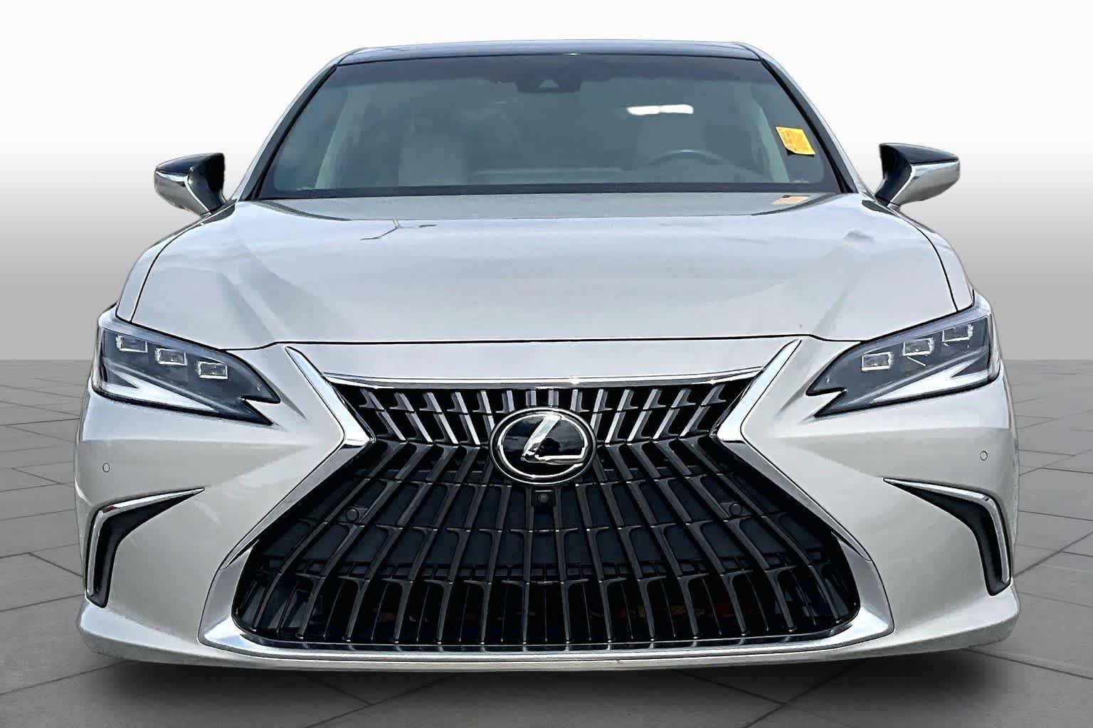 Used 2022 Moonbeam Beige Metallic Lexus Ultra Luxury image 4
