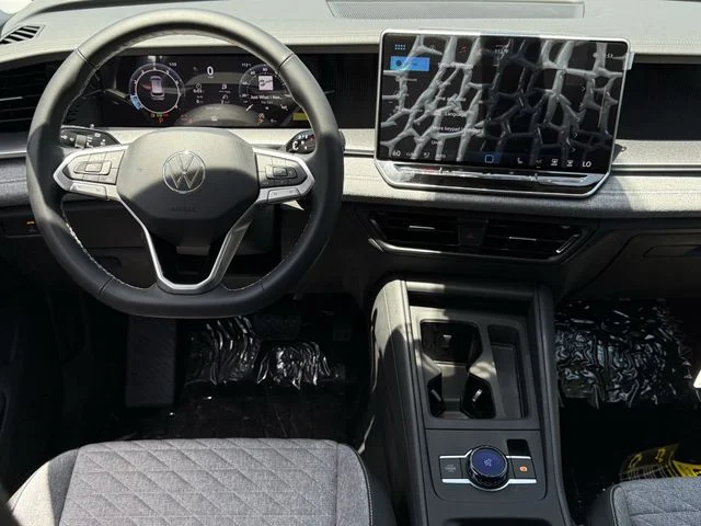 New 2026 Black Volkswagen 2.0T S image 9
