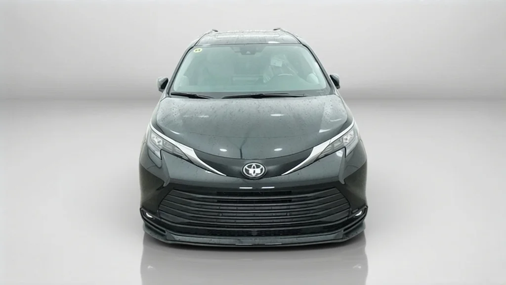 New 2026 Midnight Black Metallic Toyota XLE image 16