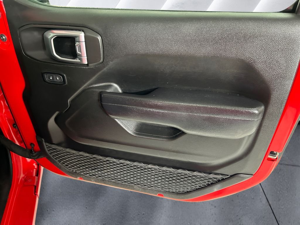 Used 2024 Red Jeep Sport S image 15