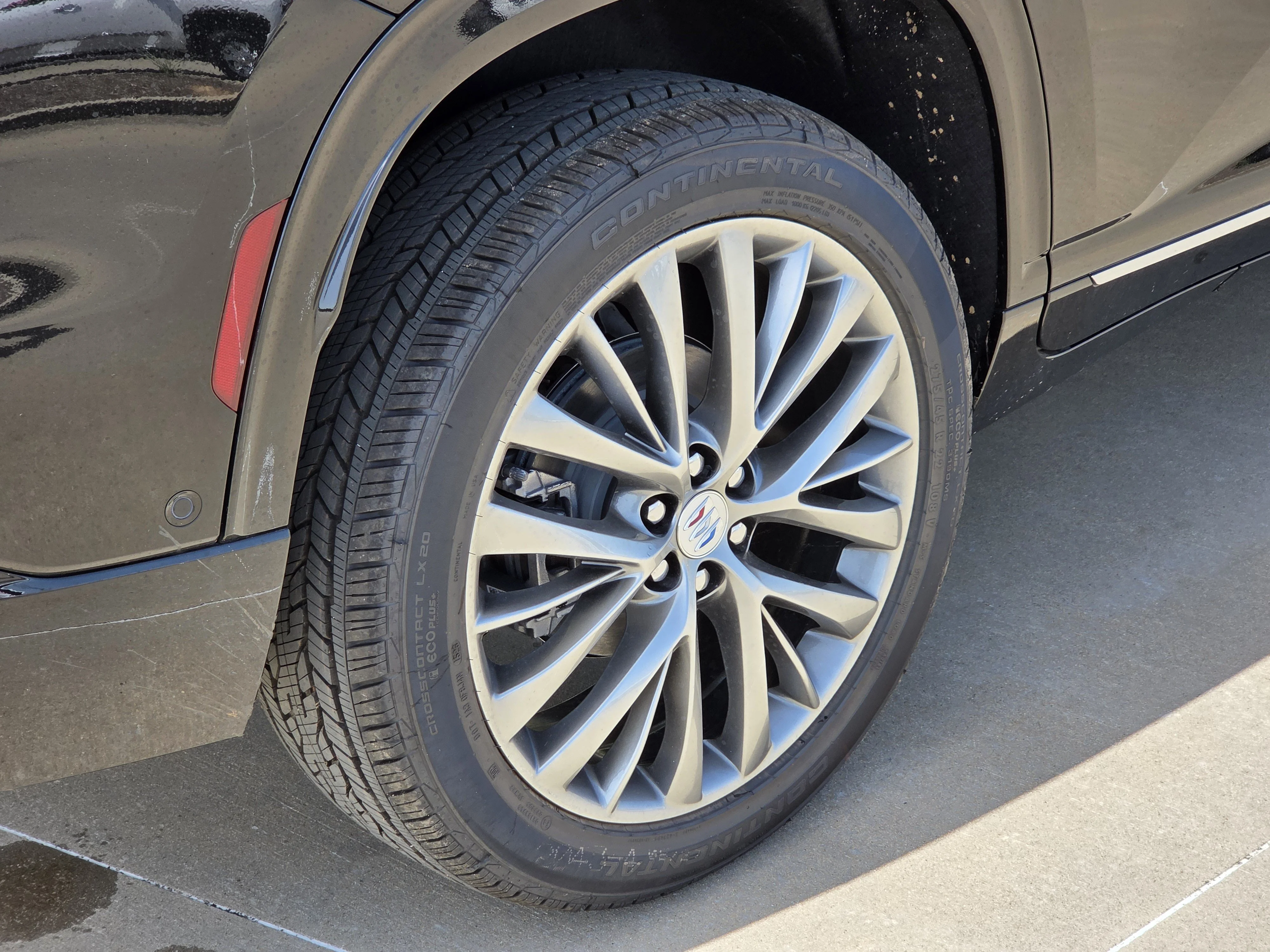 New 2026 Ebony Twilight Metallic Buick Avenir image 5
