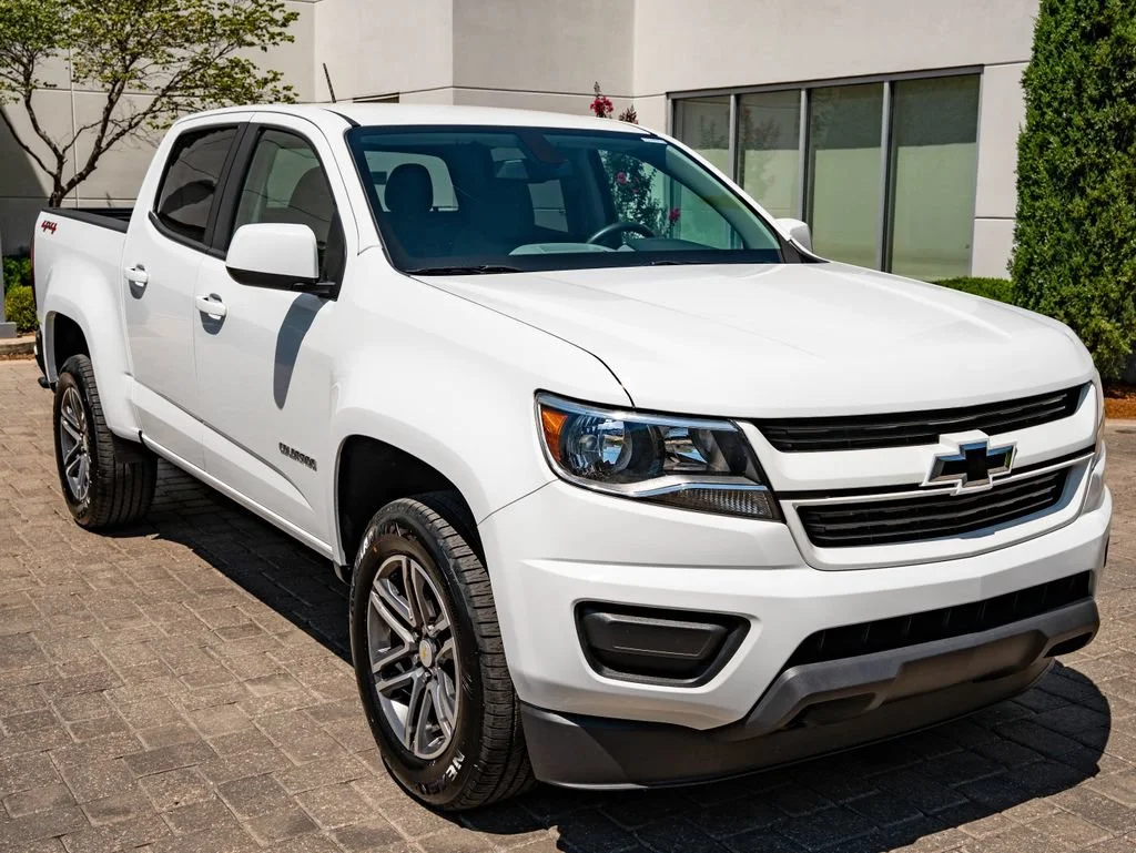 Used 2020 Summit White Chevrolet Work Truck image 12