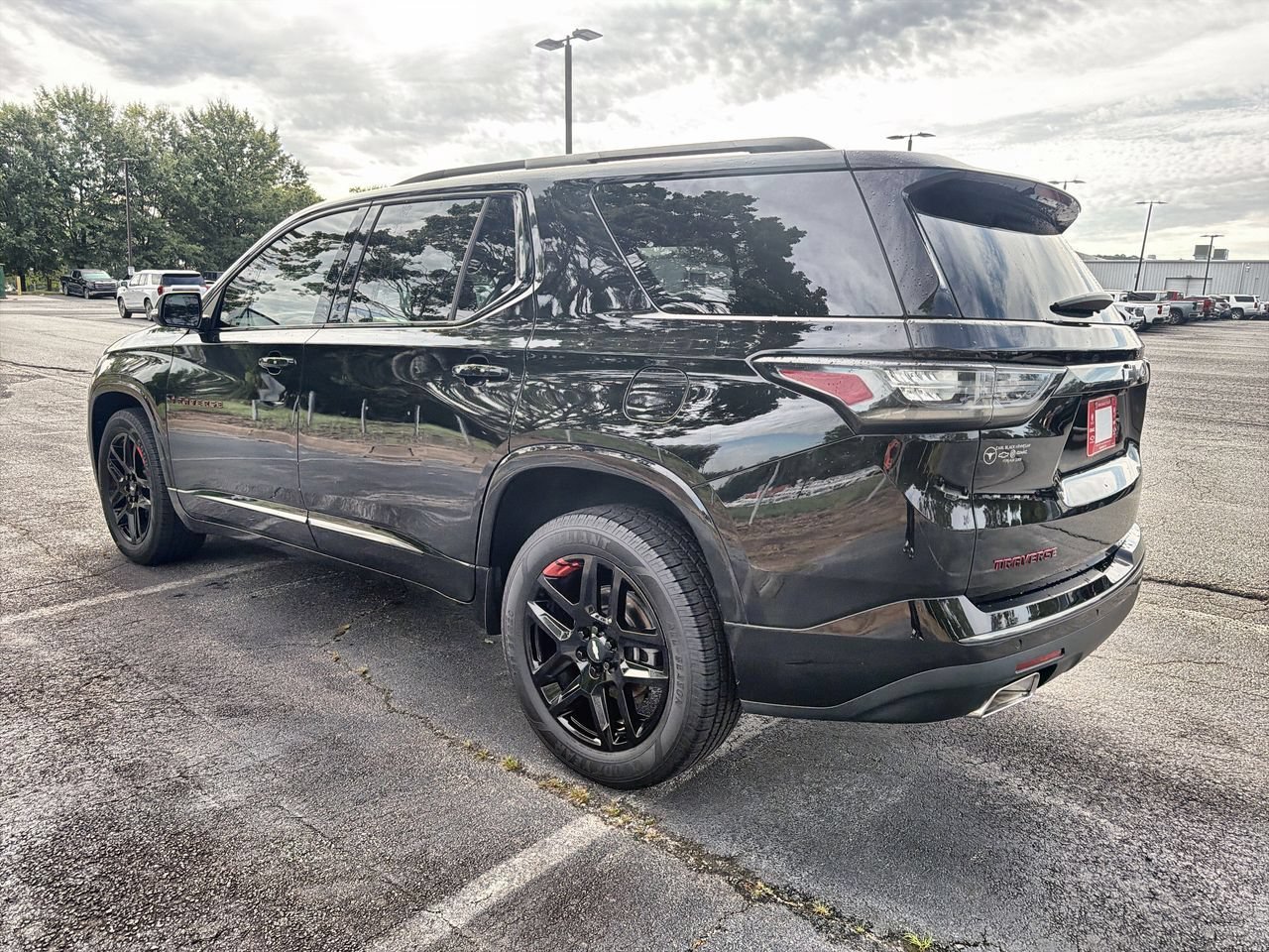 Used 2021 MOSAIC BLACK METALLIC Chevrolet Premier image 6