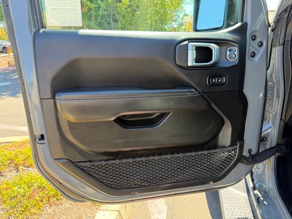 Used 2023 Gray Jeep Sahara 4xe image 11