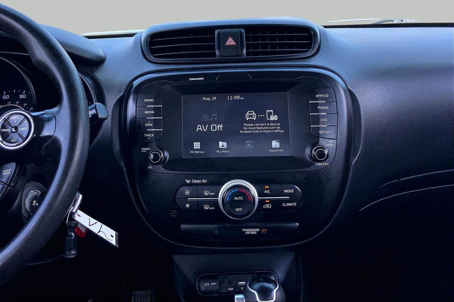 Used 2018 Mysterious Blue Kia + image 7