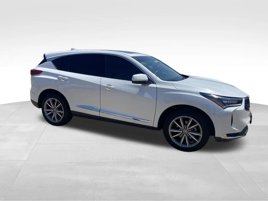 Used 2023 White Acura Technology Package image 9